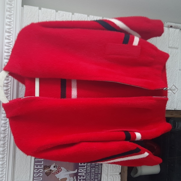 Women's Fluffy Red Warm Bomber Style Sweater Jacket Size S - Picture 1 of 14